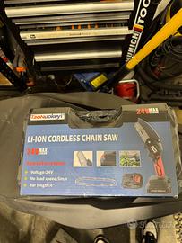 sega elettrica per potatura