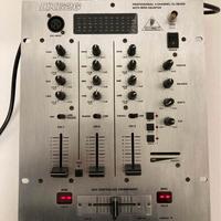 Mixer behringer DX626