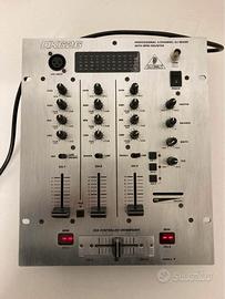 Mixer behringer DX626