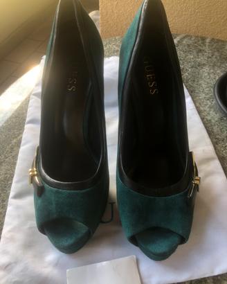 Scarpe décolleté Guess con plateau