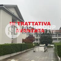 Varedo via Redipuglia - trilocale con giardino