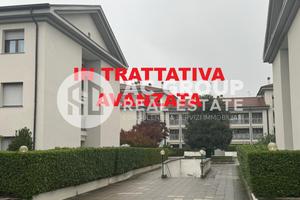 Varedo via Redipuglia - trilocale con giardino