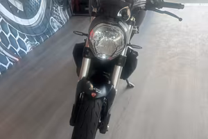 Ducati Monster 821 Dark