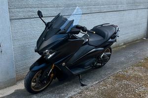 Tmax 560 tech max
