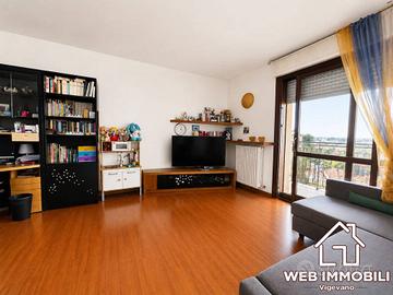 Attico / Mansarda di 263 m² con più di 5 locali e 