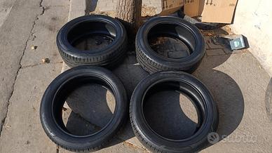 4 pneumatici Hankook 245/45 R18 – battistrada 70%