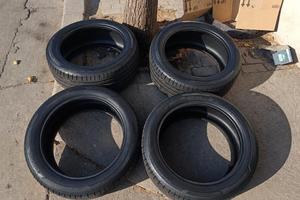 4 pneumatici Hankook 245/45 R18 – battistrada 70%