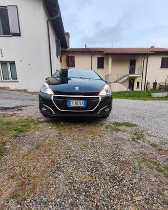 Peugeot 208 gt line 