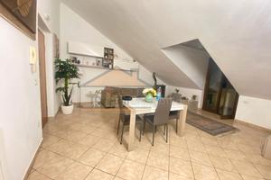 Mansarda arredata Via Innamorati Rif.G2011