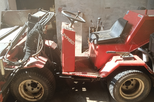 Raccoglitrice olive bosco