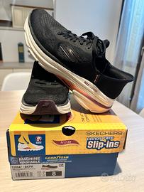 Sketchers