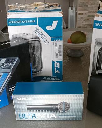 Casse, mixer e microfoni 