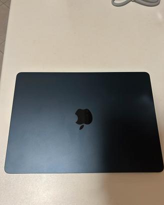 MacBook air16 M2 2022 con mouse ricaricabile