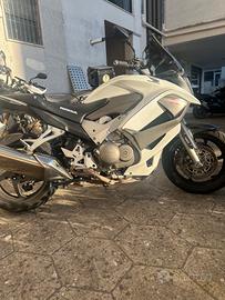 Honda VFR 800 CROSSRANNER in HFP MOTORS MONOPOLI