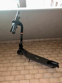 Monopattino nineboot Segway E2