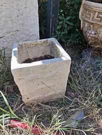 vasi in cemento e pietra