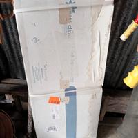Supporto a pavimento Tecnosystemi con vasca conden