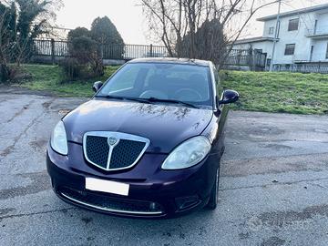 Lancia Ypsilon 2ªserie 1.4 GPL 2009 per Neopatenta