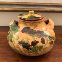 Fagioliera in terracotta smaltata e decorata