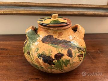 Fagioliera in terracotta smaltata e decorata