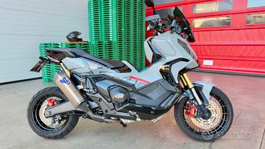 Honda X-adv 750