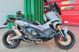 Honda X-adv 750