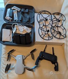 DJI Mavic Mini con accessori