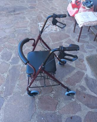 Deambulatore rollator + deambulatore da interno