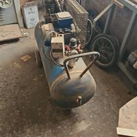 Compressore ad aria trifase da 100 litri marca Sha