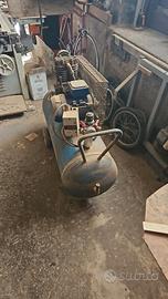 Compressore ad aria trifase da 100 litri marca Sha