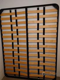 Letto matrimoniale lungo: rete con doghe in legno