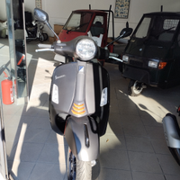 Piaggio Vespa