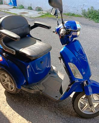 Scooter elettrico per anziani