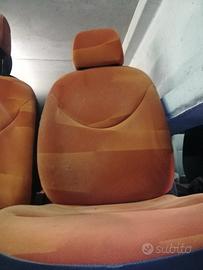 Sedile anteriore sx CITROEN C2 del 2004