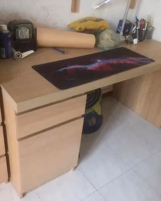 scrivania