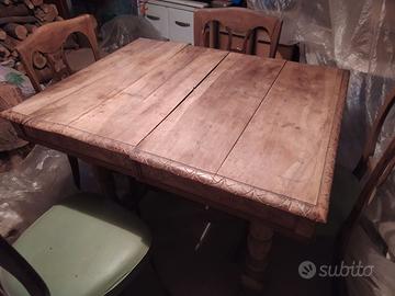 Tavolo antico