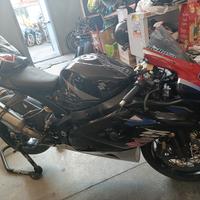 Suzuki gsxr 1000 2006 pista