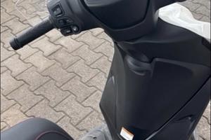 Medley 125 s abs 2024