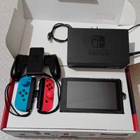 Nintendo switch 2021 con giochi e accessori 