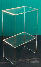 Mobiletto in plexiglas su misura