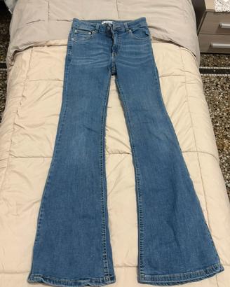 Jeans a zampa donna