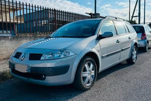 RENAULT MEGANE   • UNICO PROPRIETARIO•