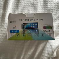 Autoradio con schermo