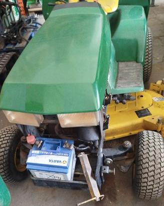 john deere 415 trattore tagliaerba