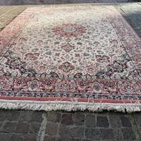 splendido tappeto persiano