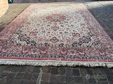 splendido tappeto persiano