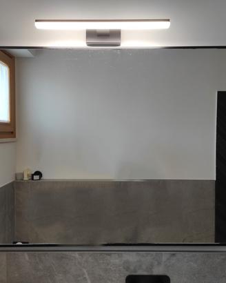 Specchio da bagno (leggermente difettato)