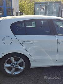 Porta posteriore dx BMW 118 del 2010