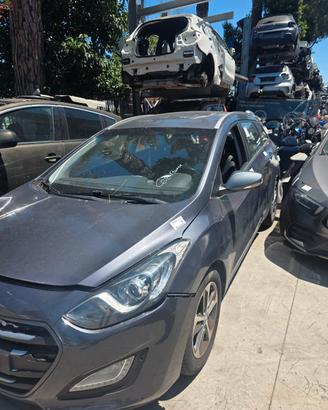 Hyunday i 30 a ricambi