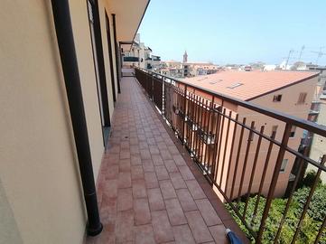 Ampio appartamento in zona centrale AC/101